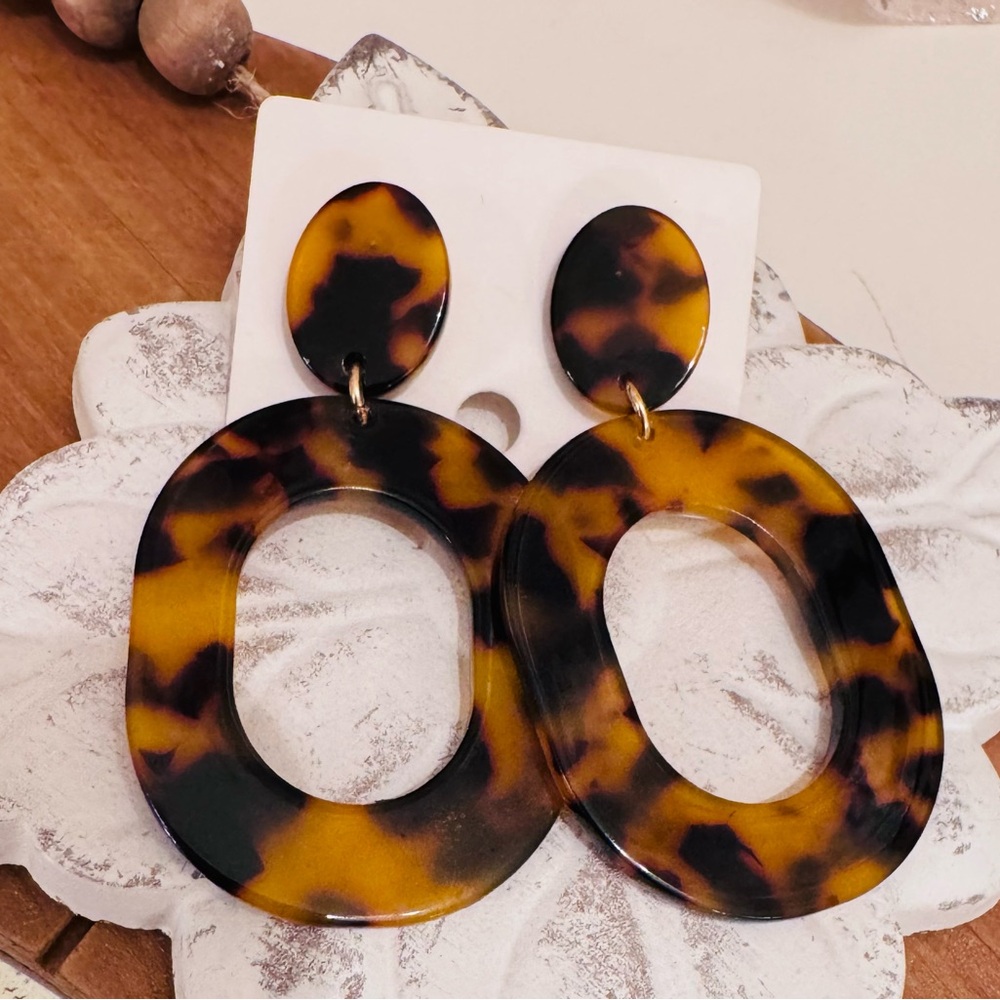 Tortoise Shell Oval Drop Earrings - image 1